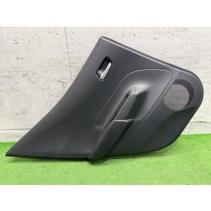 アクア 6AA-MXPK11 左リアドアトリム G 4Y3 67640-52X50-C0 iskws...