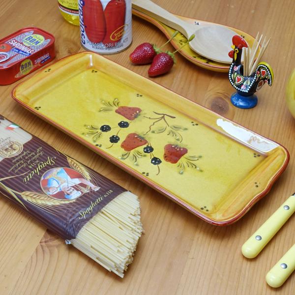 ポルトガル製 34cm ロング プレート 手描き ストロベリー 柄 赤 いちご 果物柄 カフェ 食器...