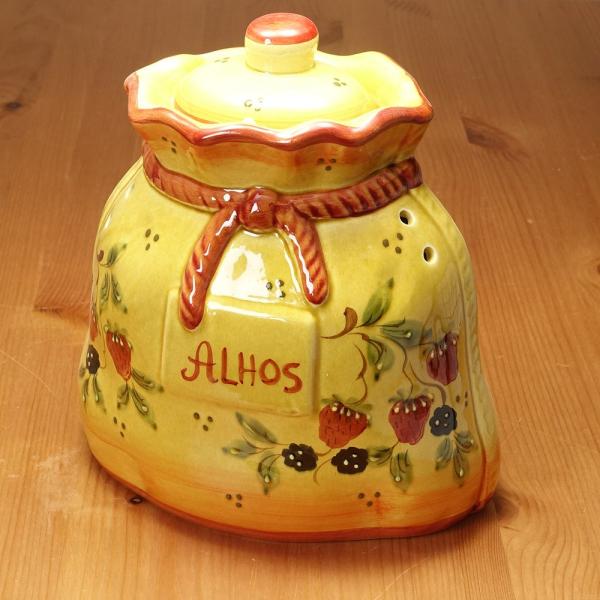 ポルトガル製 保存容器 陶器製 ガーリックポット イエロー 手描き ストロベリー 柄 野菜保存庫 キ...