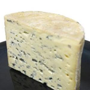 チーズ フルムダンベール AOC ブルーチーズ 約500g フランス産チーズ 100g当たり975円(税込) 再計算