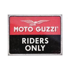 MOTO GUZZIオフィシャルマグネット-RIDERS ONLY-　23291｜itazatsu