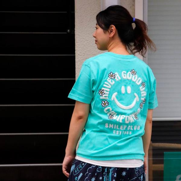 Cali Surf スマイリーフェイス フラワー刺繍 半袖Tシャツ