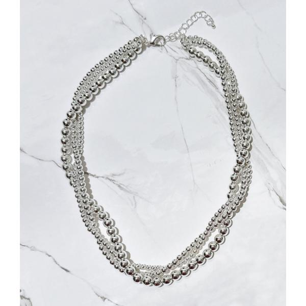 3連メタルボールネックレス