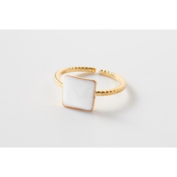 エマイユ ホワイト スクエアリング