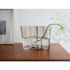 ⭐️新品 希少 イッタラ アルヴァ・アアルト 花瓶220mm ダークグレー 楽天市場】イッタラ / アアルト ベース 220mm [ iittala Alvar