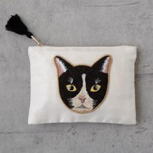 キャット刺繍フラットポーチ　｜itempost