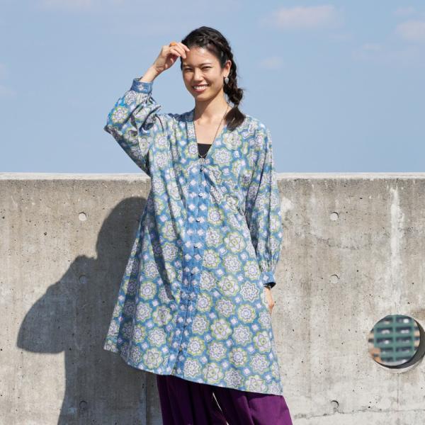 幾何ブロックギャザー袖前あきワンピース