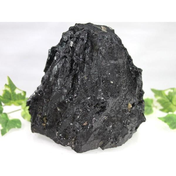 【USAツーソンミネラルショー商品】巨大サイズ★漆黒の艶★美結晶★鉱物共生★心身の活性化と健康運の石...