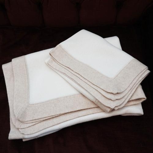 最高級無染色カシミヤ100%のブランケット【リブ編み約116cm x 約83cm（縁5cm）】