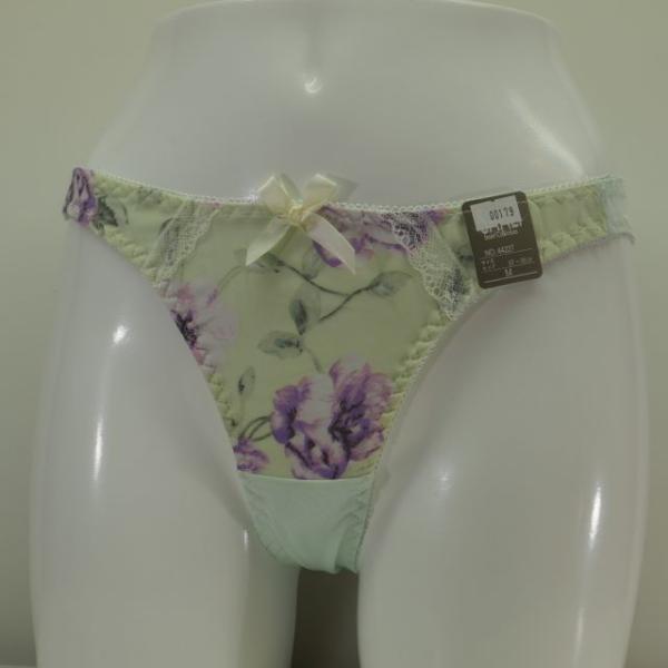 セクシーTバックショーツ　M　 エメグリーン色　