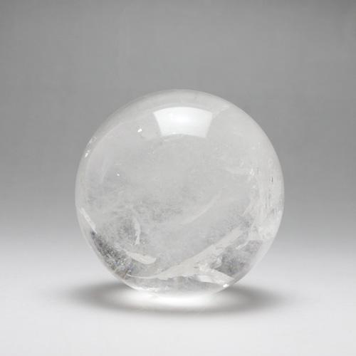 天然水晶丸玉　クリスタル　68mm(2.24寸）　虹入り　〔3430〕