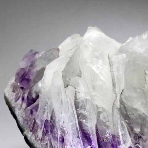 アメジストクラスター　2800g　〔3628〕