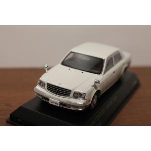 カーネル1/43 トヨタ センチュリー GZG50 2010 パールホワイト 431006