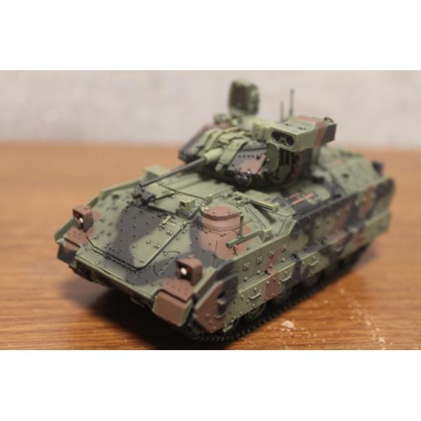 ネオドラゴンアーマー1/72　アメリカ軍　歩兵戦闘車　M2A3　ブラッドレー　迷彩カラー　63076