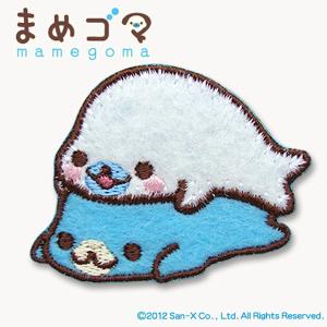 PGM02 まめゴマ／シールワッペン(そらゴマにおんぶ♪)　アイロン＆シール兼用タイプ