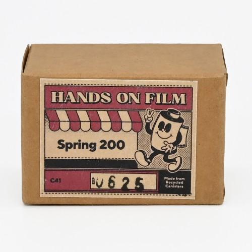 HANDS ON FILM / SPRING 200　36枚撮り　1本