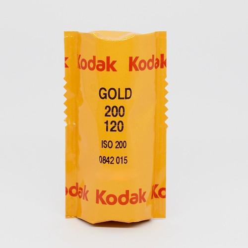 　カラーネガフィルム　EASTMAN KODAK　GOLD200　ブローニー120サイズ　1本