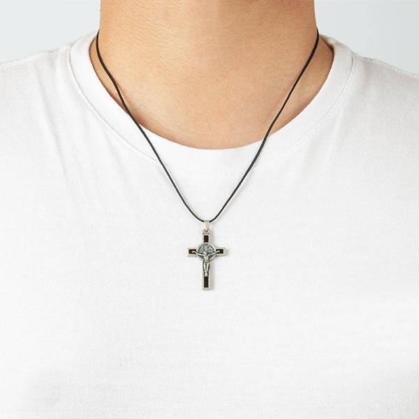 サンベントブラッククロスネックレス