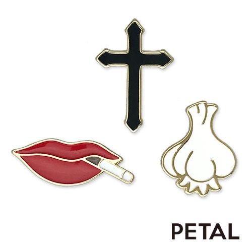 ピンブローチ・吸血鬼【PETAL MARKET】