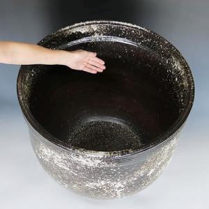 黒窯肌 天水型大型サイズ水鉢 信楽焼 金魚鉢、...の詳細画像3