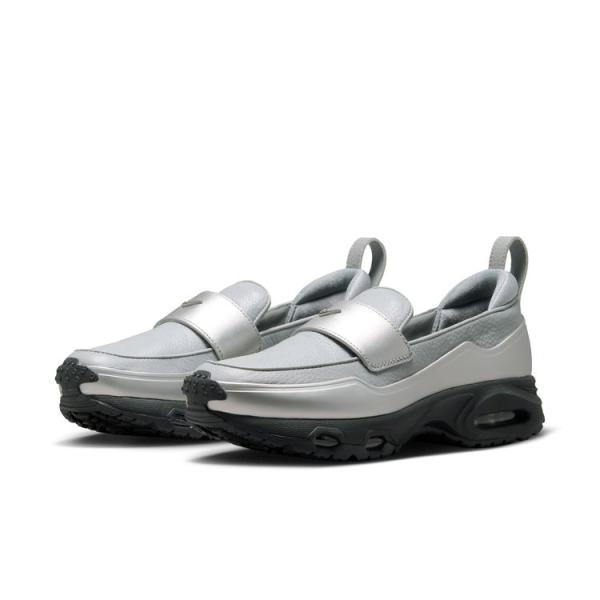 NIKE SU26 4/3 NIKE WMNS AIR MAX PHENOMENA ウルフグレー/メ...