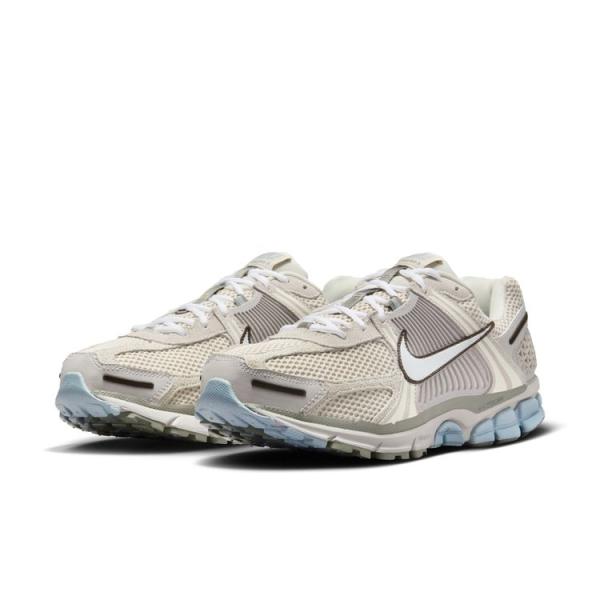 【セール30%OFF】NIKE SP24 12/22発売 Vomero 5 SE FZ3653-10...