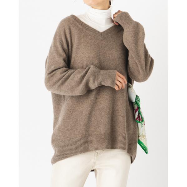 カシミヤ100％エアリーニットVネックプルオーバー