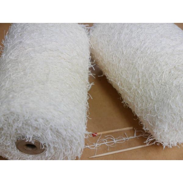 1/2.7リネンモップ（巻き）　手織りにも手編みにも。いろいろな太さ、種類の麻糸を取り揃えています。