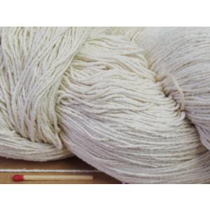 シルク（細）（白：精練済・かせ） 細い絹糸をお探しの方に。裂織の