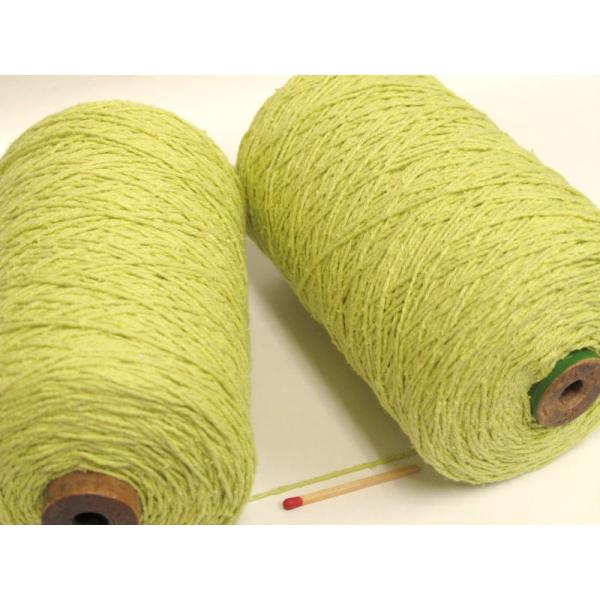 シルク紬（太）（きみどり）　お買い得で使いやすい絹100％の糸。カワイイ色を取り揃えたシリーズです。