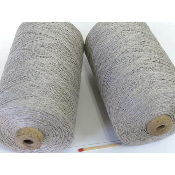 40/2リネン（生成・巻き）　手織りにも手編みにも。いろいろな太さ、種類の麻糸を取り揃えています。