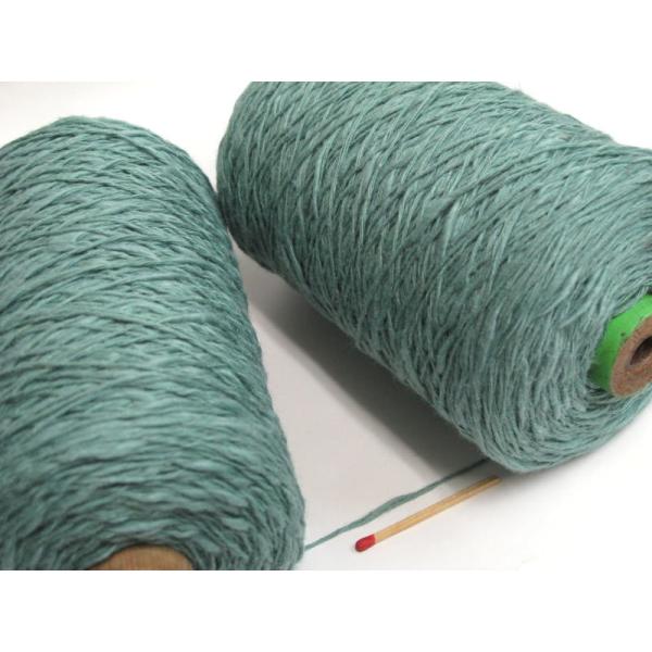 綿スラブ（うぐいす）　変化のある綿糸をお探しの方にオススメです。手織りの経糸にもヨコ糸にも。もちろん...