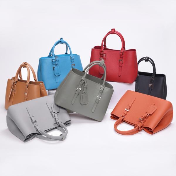 イタリア産最高級天然牛革 持ち手調整可 ベルトデザイン トートバッグ フォーマル カジュアル  クレ...