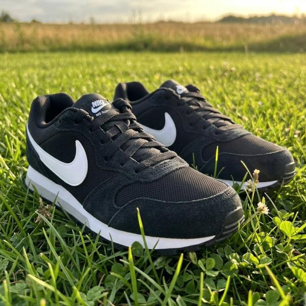 ナイキ nike スニーカー レディース スポーツ 靴 運動 ランニング カジュアル シューズ ファ...