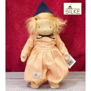 ジルケ 抱き人形 女の子 茶髪 35センチ 赤服 : 木のおもちゃ積み木の森
