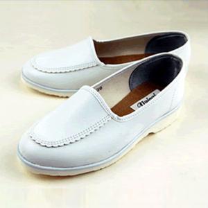 レディース コックシューズ 白 正規品送料無料 厨房シューズ ホワイト シューズ 靴 軽量 疲れない 立ち仕事 安全靴