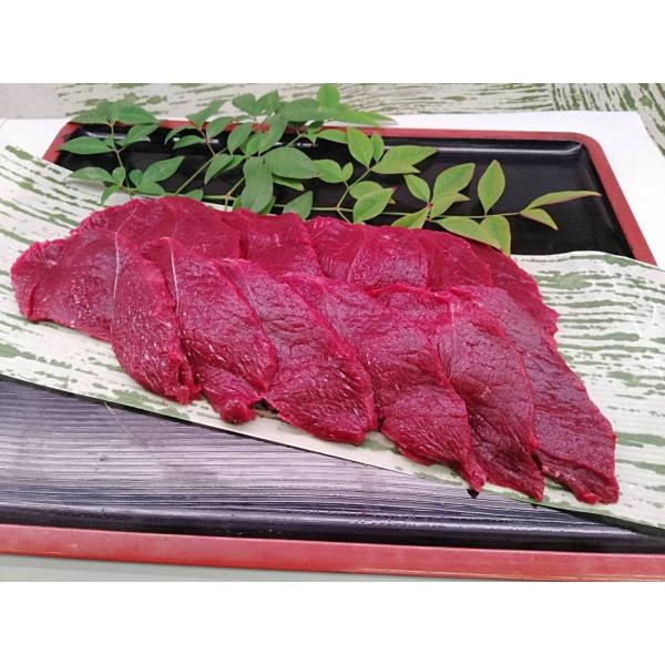 天然鹿(シカ）モモ肉　焼肉用（１ｋｇ）