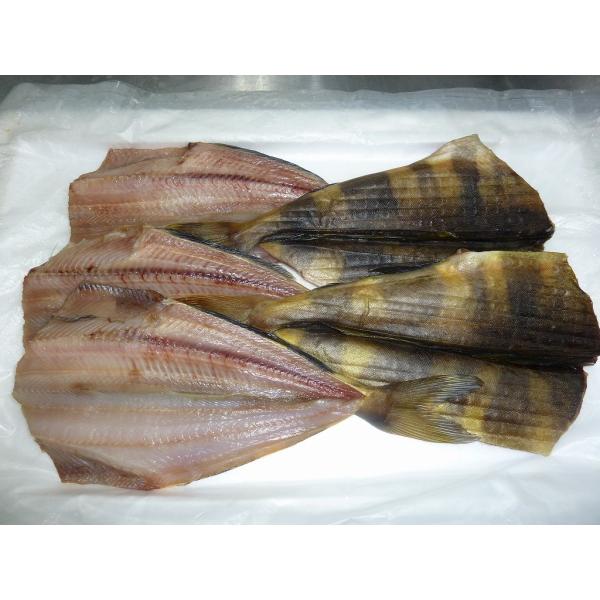 縞ほっけ　干物　肉厚　特大　約300ｇ　業務用　熟練の職人が干した　ジャンボしまほっけ　開き干し　5...