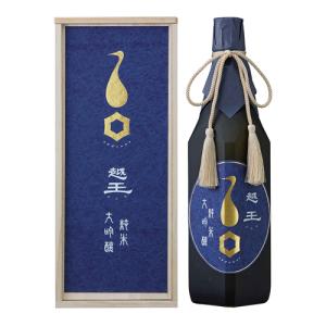 日本酒 越後鶴亀 越王 こしわ 純米大吟醸 菖蒲 あやめ15度 720ml 兵庫県特A地区 山田錦100% 新潟県 越後鶴亀 四合 清酒 ギフト 桐箱入