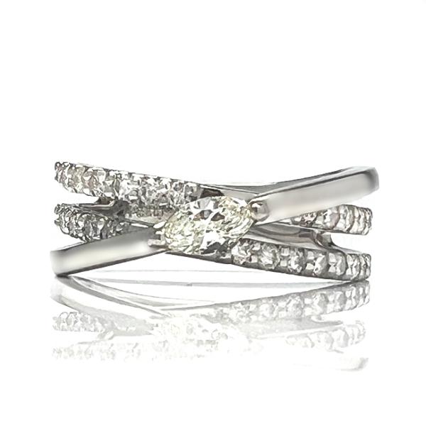 マーキスカット　　pt900　プラチナ　ダイヤモンド　0.40ct　リング　ジュエリー 　ギフト　プ...