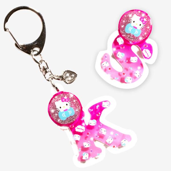 ハローキティ　アルファベット小　アクリル　チャーム　キーホルダー
