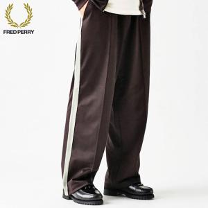 FRED PERRY（フレッドペリー） パンツ ジャージ Tennis Grip Taped
