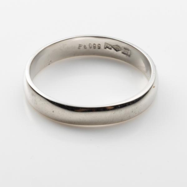 純プラチナ Pt999 リング 均一幅 指輪 華やか 甲丸デザイン 幅約3.3ｍｍ 約3.1ｇ(11...