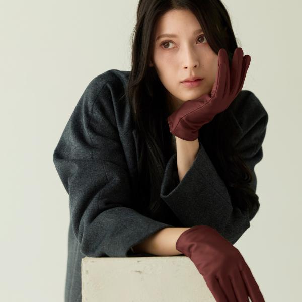 [5%offクーポン]手袋 レディース 本革 スマホ対応 ラム レザー グローブ ［名入れ 可能］ ...