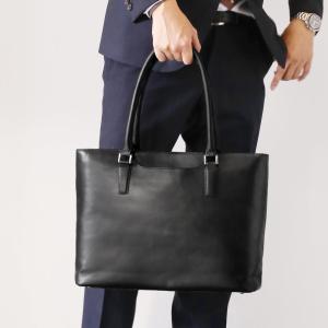 良品　コーチ　トートバッグ　トンプソン　レザー　A4  大容量　ビジネス COACH コーチ トートバッグ レザー A4 大容量 肩掛け - メルカリ