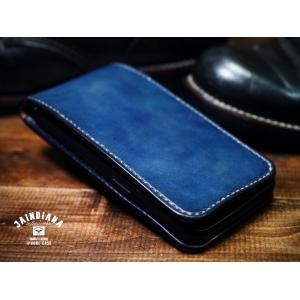 BOTTEGA VENETA（ボッテガ・ヴェネタ） iPhone14Pro 専用ケース 733842