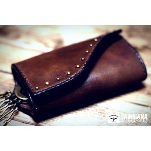 サドルレザーキーケース　ビンンテージ染めブラウン