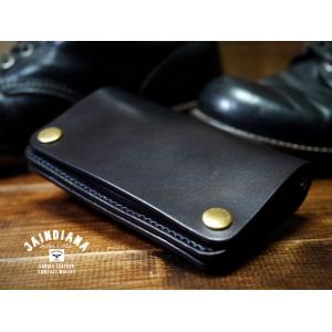 クロコダイル・ミドルサイズトラッカーウォレット ブラック