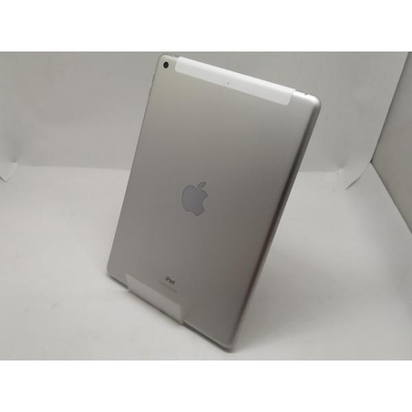 【中古】Apple au 【SIMロック解除済み】 iPad（第8世代/2020） 32GB シルバ...