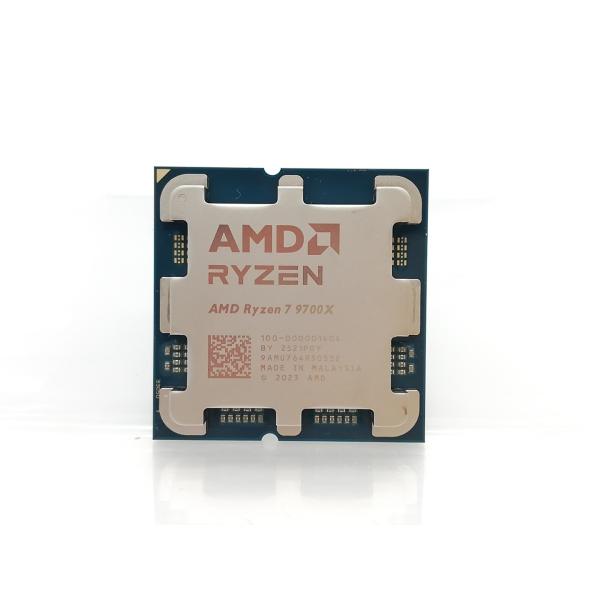 【中古】AMD Ryzen 7 9700X (3.8GHz/TC:5.5GHz) BOX AM5/8...